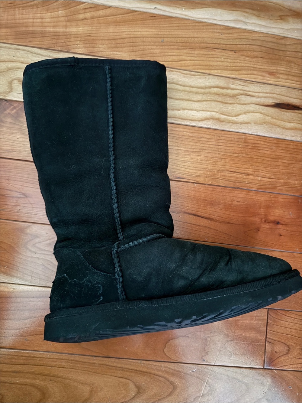 UGG Classic Tall Suede Boots, women’s size 8, black - Picture 3 of 8